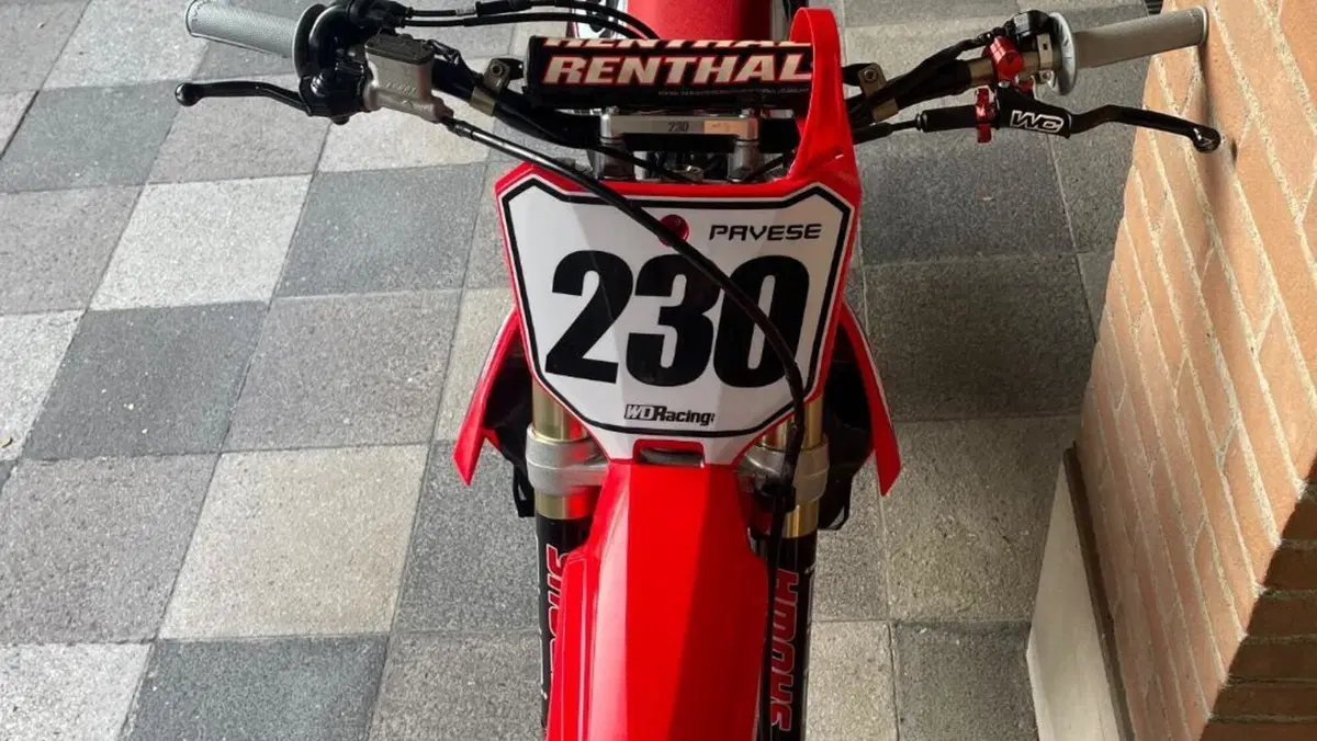 Honda CRF 250R (2023)  (5)