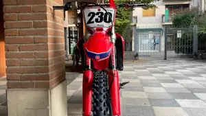 Honda CRF 250R (2023)  (10)
