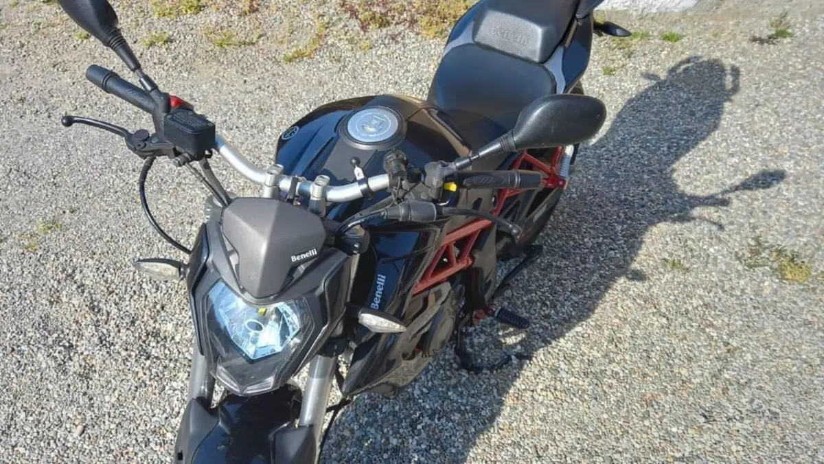 Benelli BN 125 (2018 - 20)  (6)