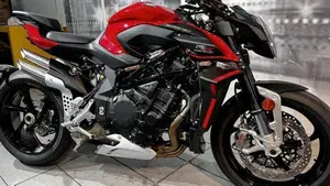 MV Agusta Brutale 1000 RS (2022 - 26)  (6)