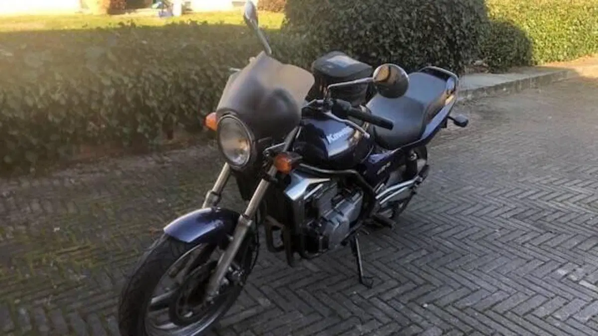 Kawasaki   (3)