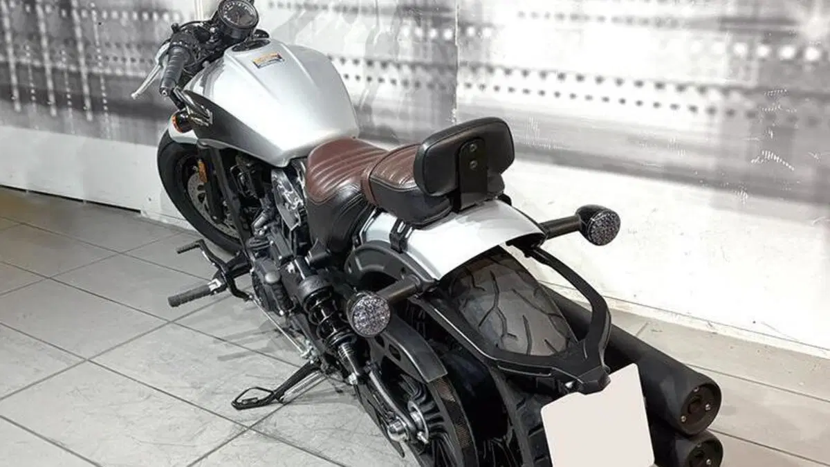 Indian Scout 1133 (2017 - 19)  (5)
