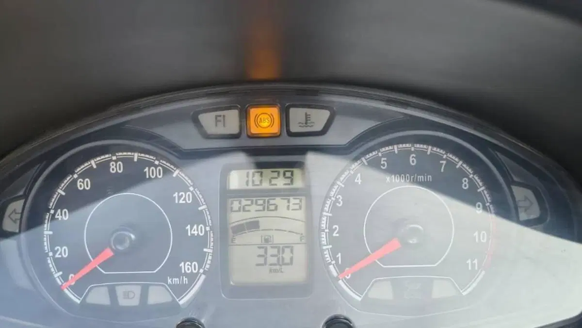Suzuki Burgman UH 200 (2017 - 20)  (5)