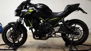 Kawasaki Z 650 (2021 - 24)  (4)