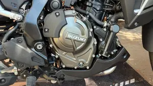 Suzuki V-Strom 800SE (2025 - 26)  (3)