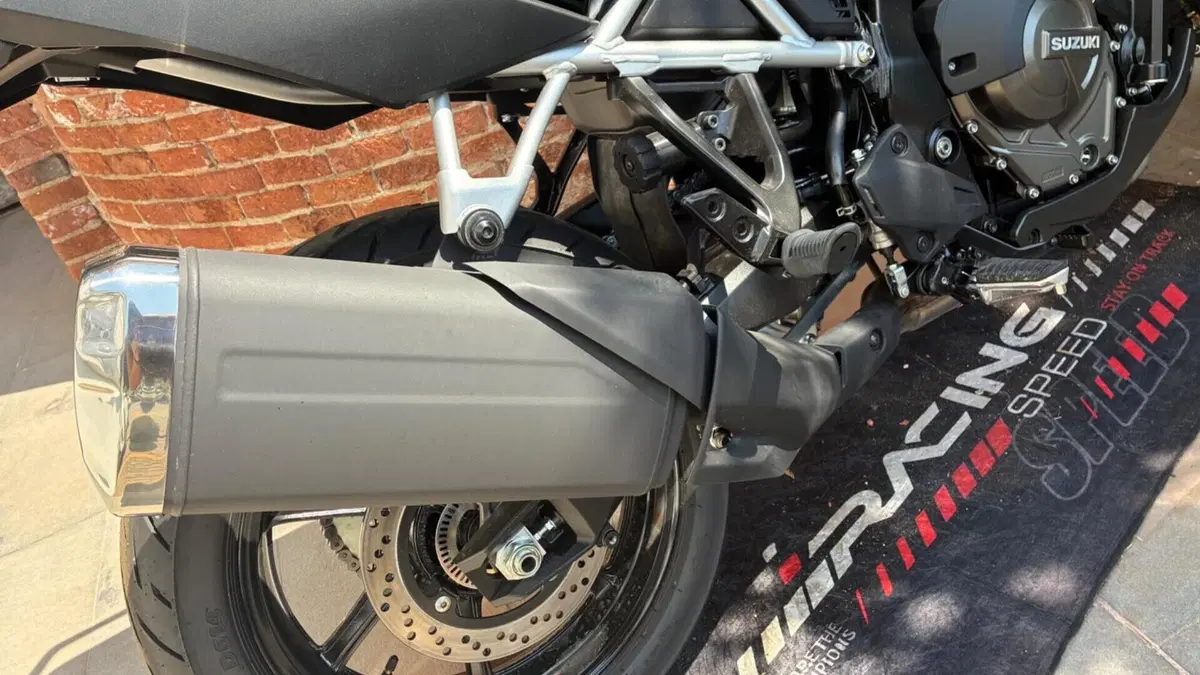 Suzuki V-Strom 800SE (2025 - 26)  (4)