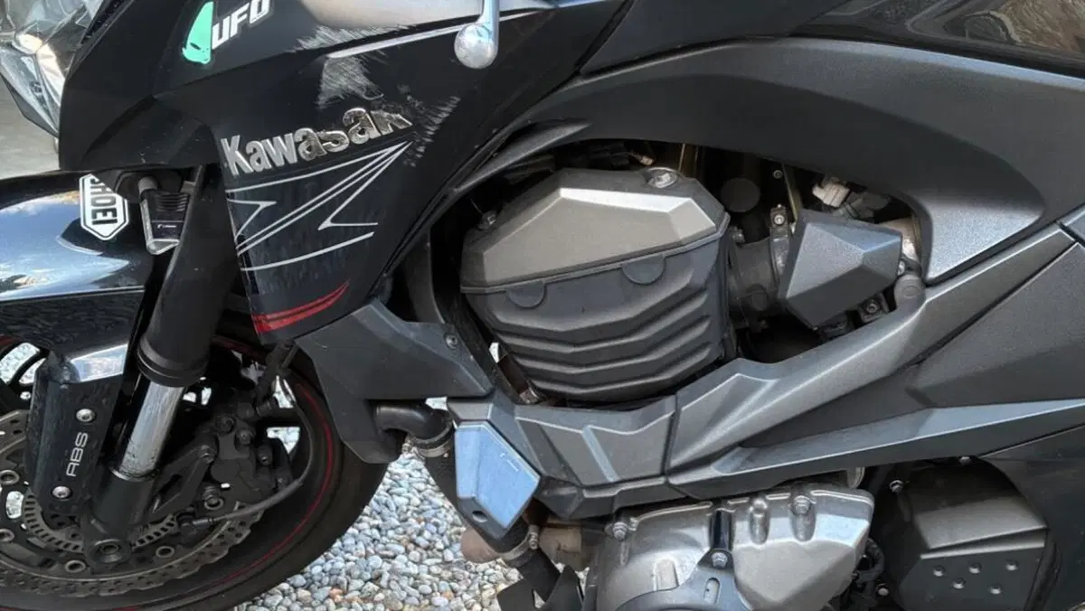 Kawasaki Z 800 ABS (2012 - 16)  (9)