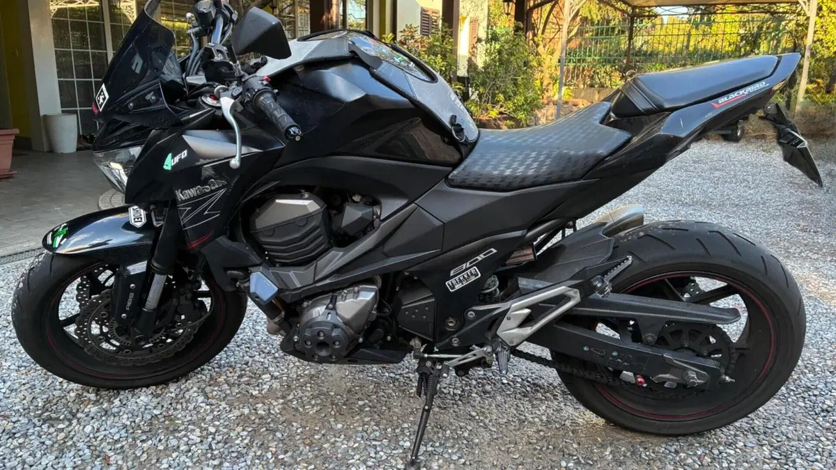 Kawasaki Z 800 ABS (2012 - 16)  (11)