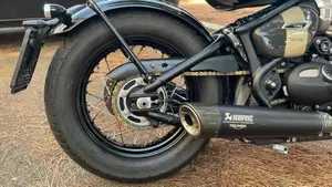 Triumph Bonneville Bobber TFC (2025)  (5)