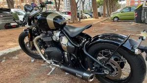 Triumph Bonneville Bobber TFC (2025)  (7)