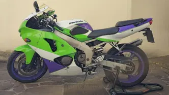 Kawasaki ZX-6R epoca