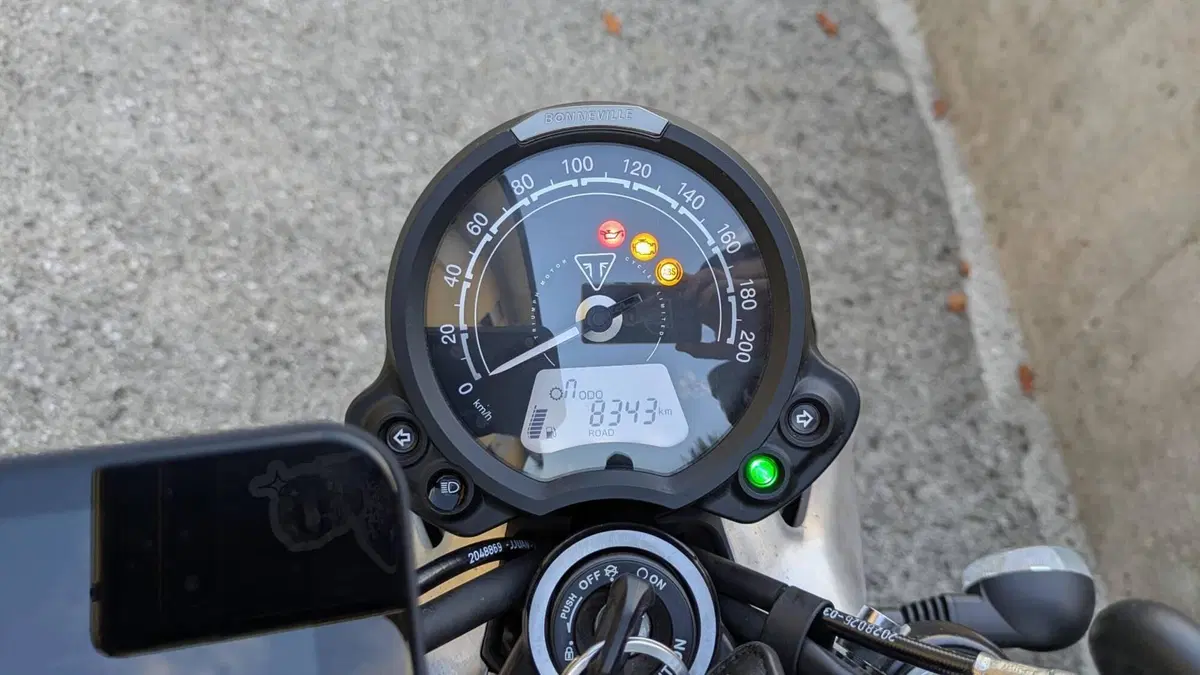 Triumph Street Twin 900 (2019 - 20)  (6)