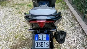 Yamaha T-Max 560 (2020 - 21)  (4)