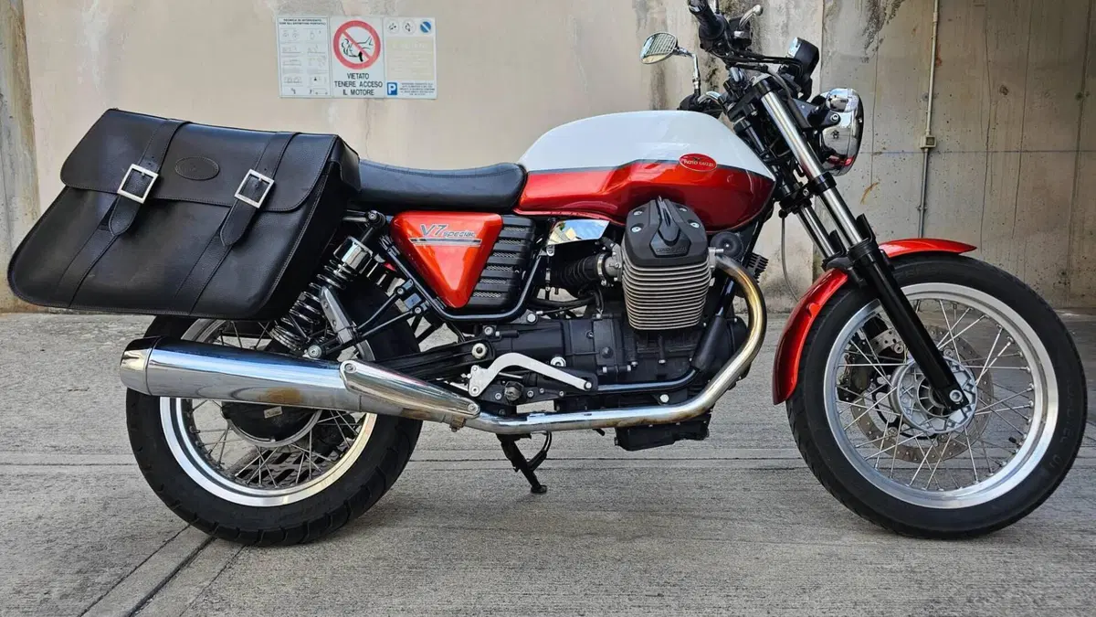 Moto Guzzi V7 Special (2012 - 14)  (3)