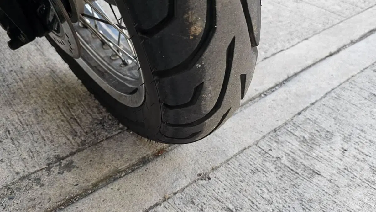 Moto Guzzi V7 Special (2012 - 14)  (6)
