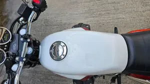 Moto Guzzi V7 Special (2012 - 14)  (9)