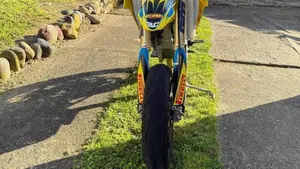 Suzuki RM 450 Z (2008 - 11)  (6)