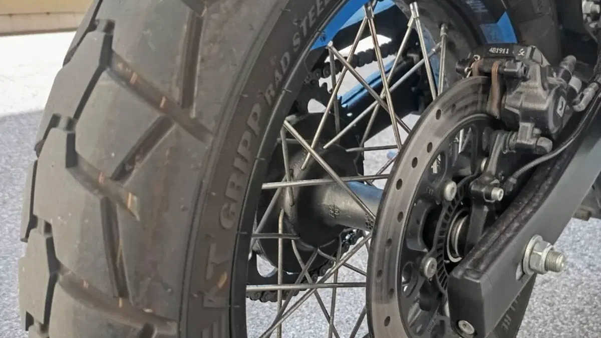 Royal Enfield Himalayan 450 (2024 - 26)  (8)