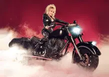 Addio a Dolly Parton, la regina del Country