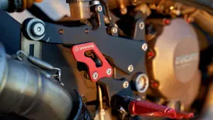 Ducati Monster 1200 S (2014 - 16)  (3)