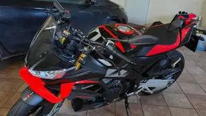 Aprilia Tuono V4 Factory (2025 - 26)  (3)