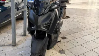 Yamaha X-Max 300 Tech Max (2025 - 26) usata