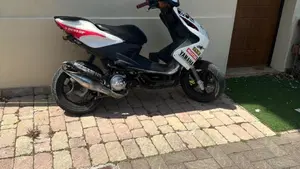 Yamaha Aerox 50 R (2007 - 18)  (2)