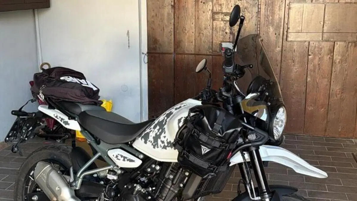 Royal Enfield Himalayan 450 Tubeless (2024 - 26)  (2)