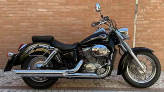 Honda Shadow 750 (2004) usata