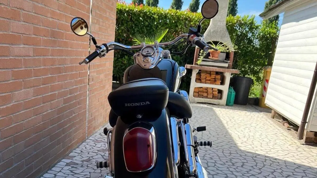 Honda Shadow 750 (2004)  (3)
