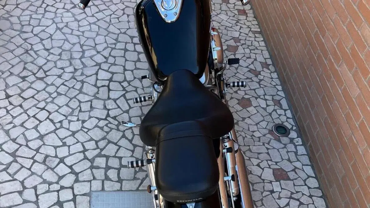 Honda Shadow 750 (2004)  (5)