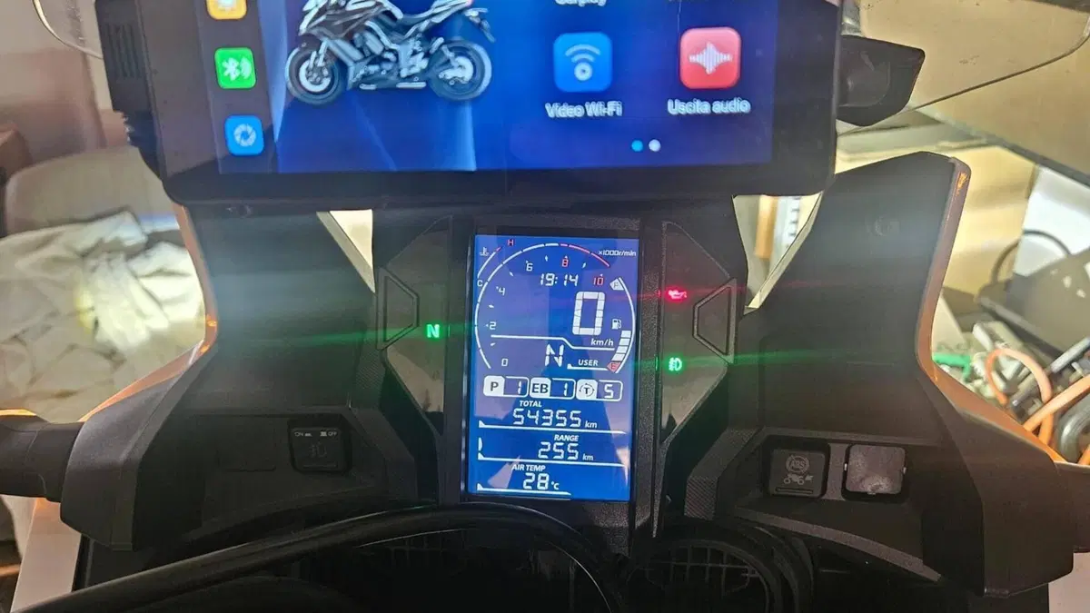 Honda Africa Twin CRF 1000L Adventure Sports (2018 - 19)  (6)