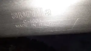 Aprilia   (7)