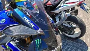 Yamaha YZF R1 (2017 - 19)  (3)