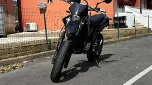Yamaha DT 125 X (2004 - 06)  (5)