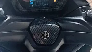 Yamaha X-Max 300 Tech Max (2025 - 26)  (3)