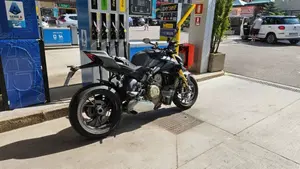 Ducati Streetfighter V4 S (2023 - 24)  (4)