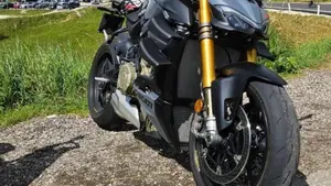 Ducati Streetfighter V4 S (2023 - 24)  (5)