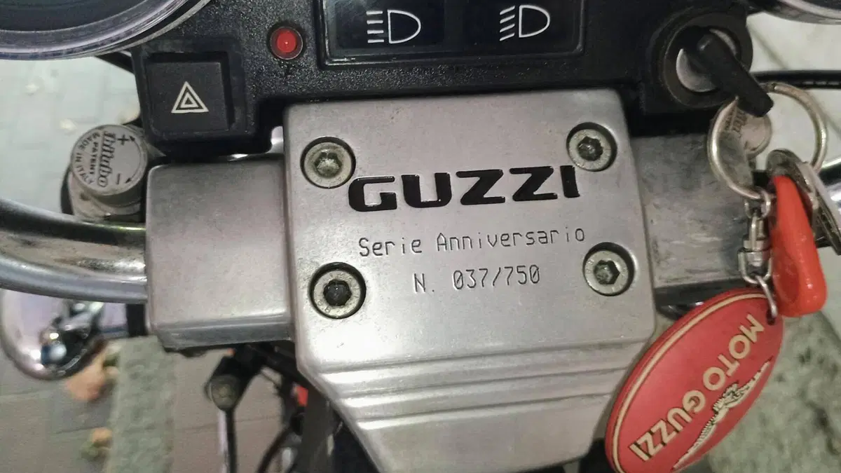 Moto Guzzi   (5)