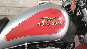 Moto Guzzi   (8)