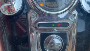 Harley-Davidson 1690 Wide Glide (2010 - 17) - FXDWG  (2)