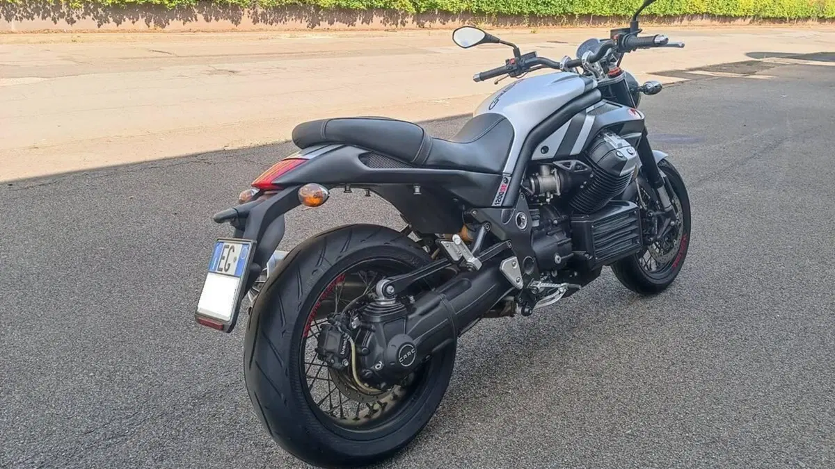 Moto Guzzi Griso 1200 8V Special Edition (2012 - 16)  (6)