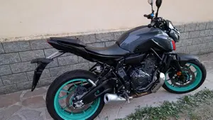 Yamaha MT-07 (2021 - 24)  (2)