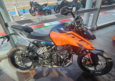 KTM 125 Duke (2024 - 25) - Annuncio 10093616