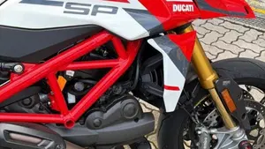 Ducati Hypermotard 950 SP (2022 - 25)  (4)