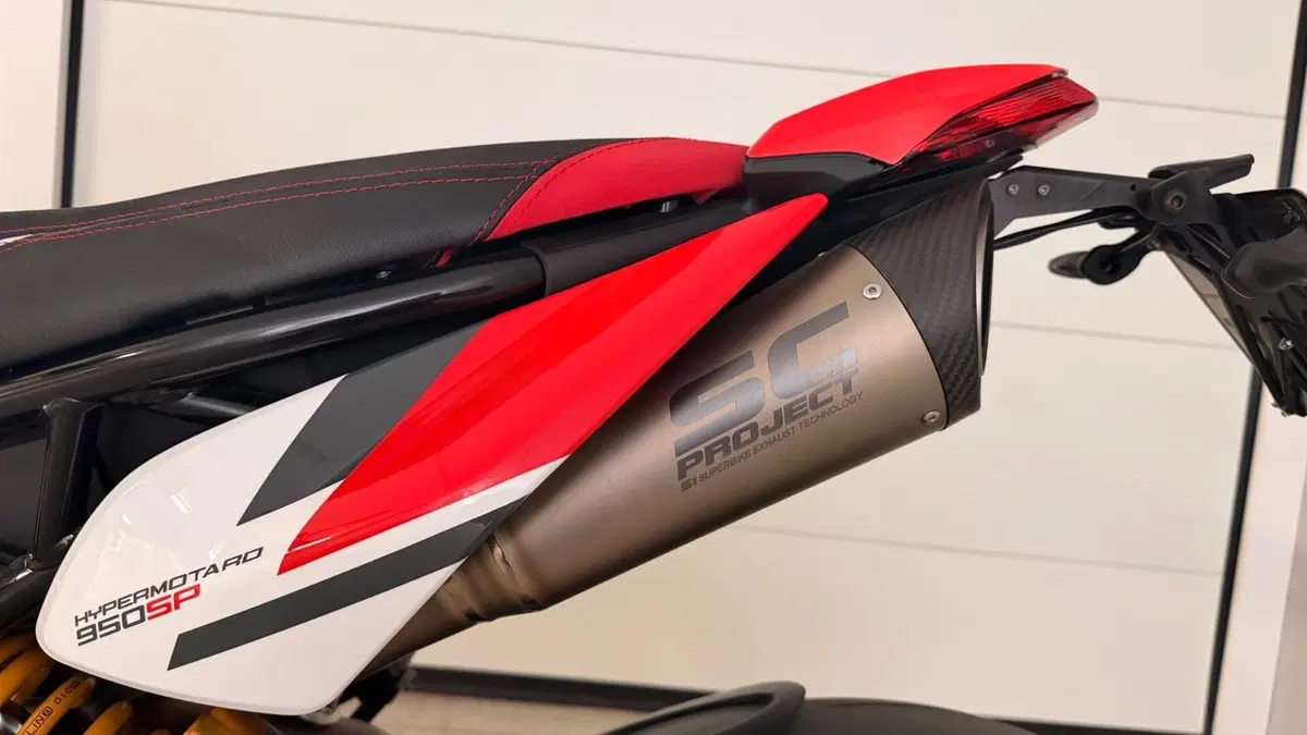 Ducati Hypermotard 950 SP (2022 - 25)  (6)