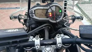 Triumph Tiger 800 XRx (2015 - 17)  (4)