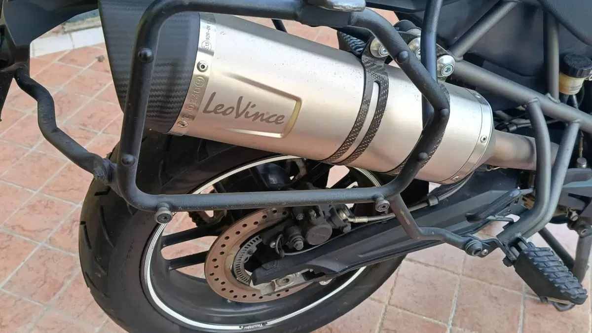 Triumph Tiger 800 XRx (2015 - 17)  (6)