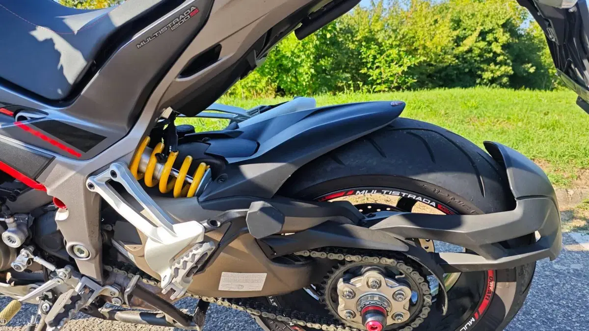 Ducati Multistrada 1200 S (2015 - 17)  (10)