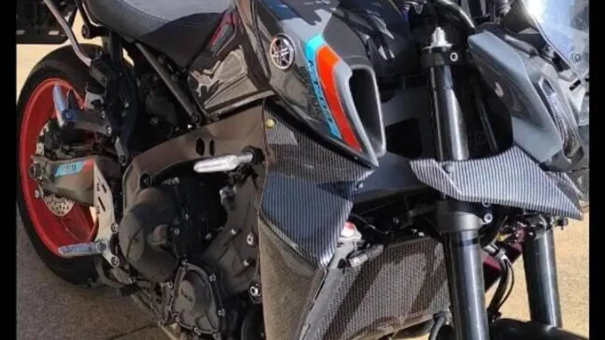 Yamaha MT-09 (2021 - 23)  (6)